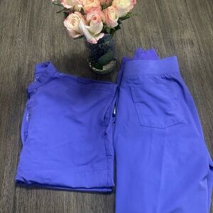 Purple Figs Scrub set